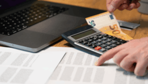 Lire la suite à propos de l’article Revalorisation des salaires : un enjeu majeur pour rendre les métiers plus attractifs